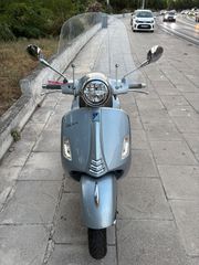 Piaggio Vespa GTS 300 2022-thumb-13