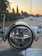 Piaggio Vespa GTS 300 2022-thumb-15