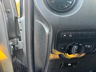 Mercedes-Benz Vito 2021-thumb-10