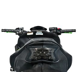 Πίσω Φανάρι LED Z900 / Z650 / Ninja 650 2017-2024 Φιμέ με Ενσωματωμένα Φλας-thumb-1