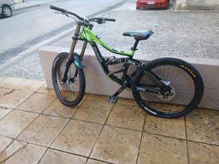 Downhill - Enduro - Trail Specialized 2014 Big hit 1