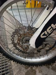 Yamaha YZ 250 LC 2009-thumb-5