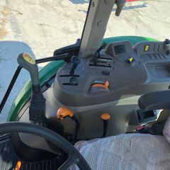 Τρακτέρ John Deere 2020-thumb-11