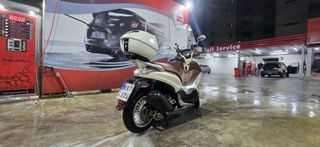 Piaggio Beverly 300i 2015-thumb-5