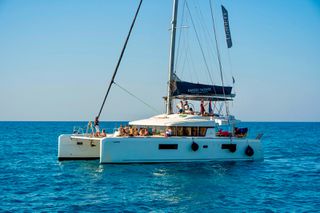 Lagoon 2018 52 Fly me protokolo 28 atoma