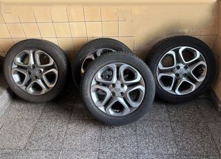 HYUNDAI i20 & BAYON 2020-2026 ΖΑΝΤΕΣ ORIGINAL ΜΕ ΛΑΣΤΙΧΑ MICHELIN 195/55/16