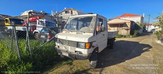 Ανατροπή Mercedes-Benz 2001 410-thumb-20