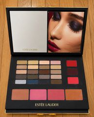 Ολοκαίνουργια Estée Lauder Makeup Palette Limited Edition