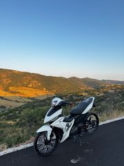 Malaguti Spectre GP 125 2022-thumb-1