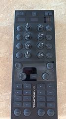 native instruments traktor kontrol x1 mk3-thumb-1