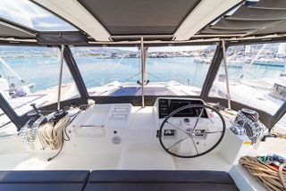 Lagoon 2019 450 F-thumb-3