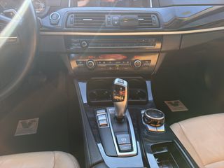 Bmw 520 2012 i F10-thumb-15