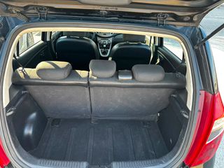 Hyundai i 10 2012-thumb-7