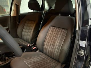 Volkswagen Polo 2015 1.4 DIESEL EURO 6!!!-thumb-9