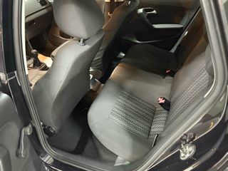 Volkswagen Polo 2015 1.4 DIESEL EURO 6!!!-thumb-10