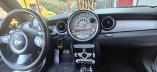 Mini Cooper 2011 COOPER CABRIO-thumb-23