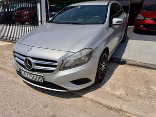 Mercedes-Benz A 180 2015 Ελληνικής αντιπροσωπείας!!! Αυτόματο !!! Book Service-thumb-3