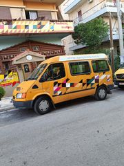 Ford 2000 TRANSIT BUS 115