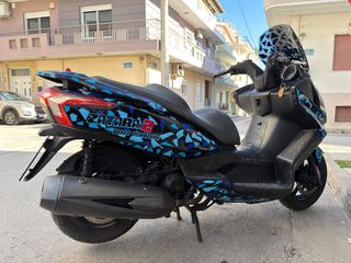 Kymco Downtown 300i 2012 Για ανταλλακτικά ολόκληρο-thumb-1