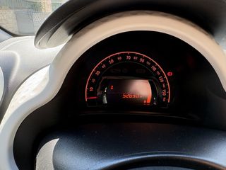 Renault Twingo 2015-thumb-2