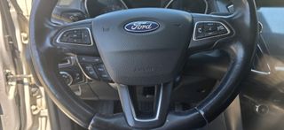 Ford Focus 2017 Turnier-thumb-10