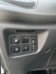 Citroen C4 Picasso 2011-thumb-15