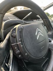 Citroen C4 Picasso 2011-thumb-16