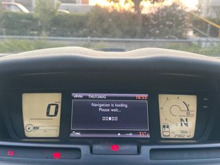 Citroen C4 Picasso 2011-thumb-20