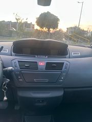 Citroen C4 Picasso 2011-thumb-21