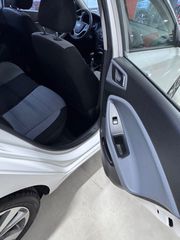 Hyundai i 20 2016-thumb-10