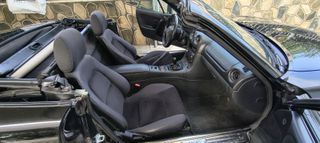 Mazda MX-5 1999-thumb-1