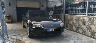 Mazda MX-5 1999-thumb-7