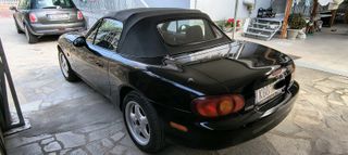 Mazda MX-5 1999-thumb-9