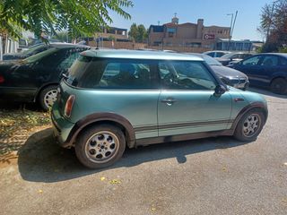 Mini Cooper 2004 One-thumb-2