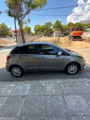 Toyota Yaris 2016 EDITION-thumb-7