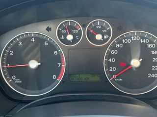 Ford Focus 2006 GHIA 5d 1.6lt 115hp Α' Χέρι-thumb-11