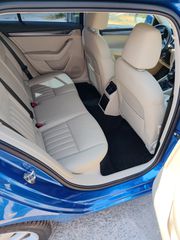 Skoda Octavia 2019-thumb-12