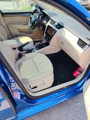 Skoda Octavia 2019-thumb-14