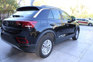 Volkswagen T-Roc 2022 LIFE 1.0cc 110ps TSI *CAMERA* *ΓΡΑΜΜΑΤΙΑ*-thumb-5