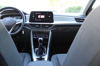 Volkswagen T-Roc 2022 LIFE 1.0cc 110ps TSI *CAMERA* *ΓΡΑΜΜΑΤΙΑ*-thumb-16