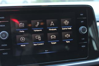 Volkswagen T-Roc 2022 LIFE 1.0cc 110ps TSI *CAMERA* *ΓΡΑΜΜΑΤΙΑ*-thumb-23