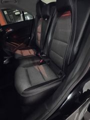 Mercedes-Benz CLA 180 2015-thumb-9
