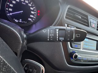 Hyundai i 20 2017 1.4 CRDI STYLE BLUE EURO6 2017-thumb-16
