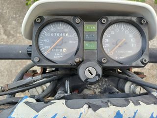 Suzuki DR 250 1992-thumb-5