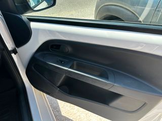 Skoda Citigo 2016-thumb-12
