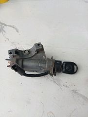 κλειδαριά τιμονιού από Volkswagen golf 4 Golf IV, Bora, Polo (6N2/9N), Passat B5​Audi: A3 (8L), A4 (B5/B6), TT (8N)​SEAT: Ibiza (6L/6J), Leon (1M), Toledo​Skoda: Octavia I, Fabia I