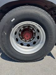 Volvo 2004 FH-thumb-9
