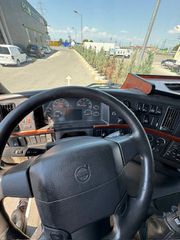 Volvo 2004 FH-thumb-14