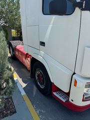 Volvo 2004 FH-thumb-15