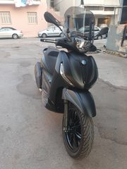 Piaggio Beverly 400 2024-thumb-10